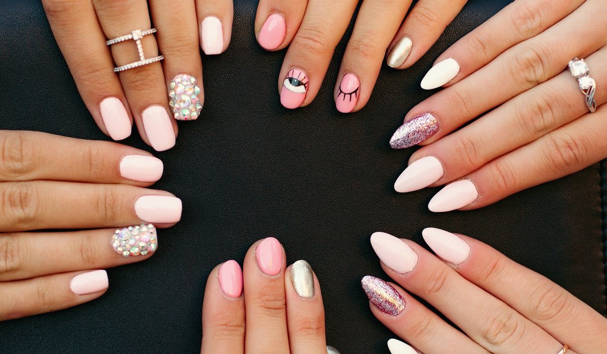 Manicura y pedicura para hombre: sin esmalte, con resultado